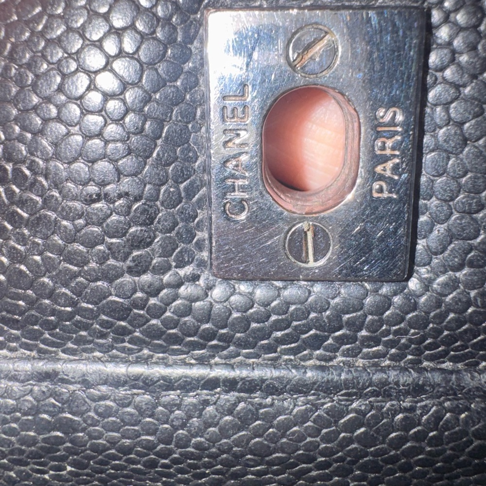 Chanel Black caviar quilted Jumbo single flap Shoulder Bag w Box & dust bag. - Picture 13 of 15